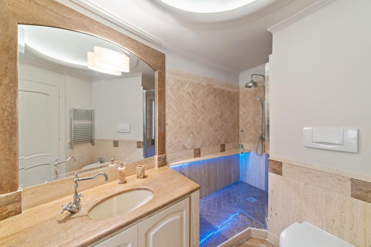 Bmga L Viapaola43 Palace Rome Bagian luar foto